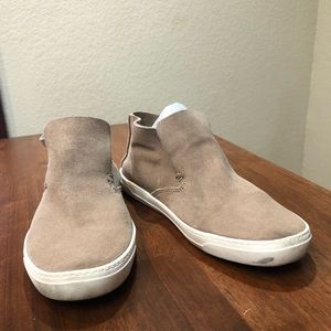 Dolce Vita slip ons